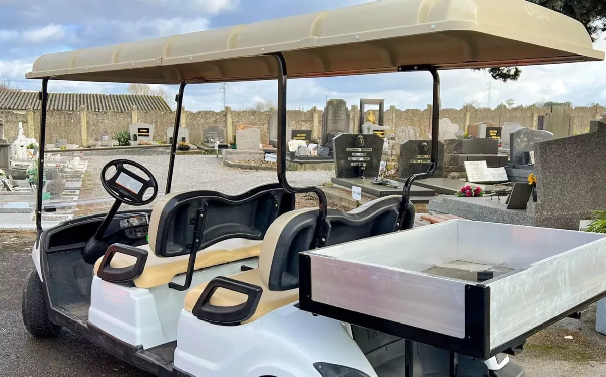 Photo de la voiturette cimetière d'Hautmont